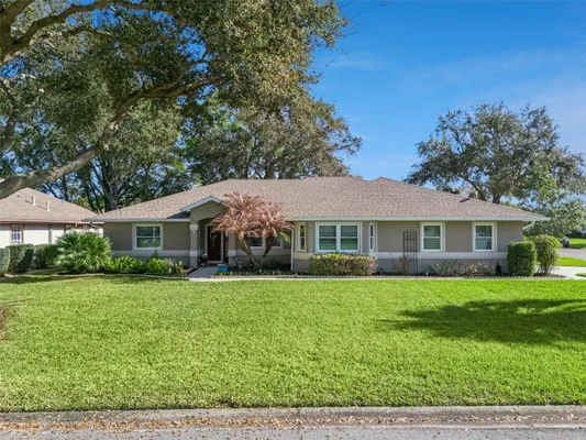 Property Slideshow image 3 of 62 | 21533 king henry ave, Leesburg, FL, 34748