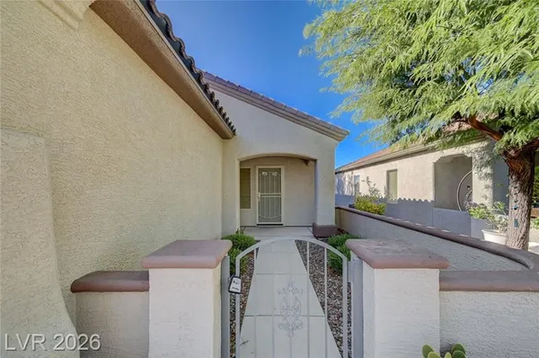Property Slideshow image 3 of 46 | 2530 libretto ave, Henderson, NV, 89052