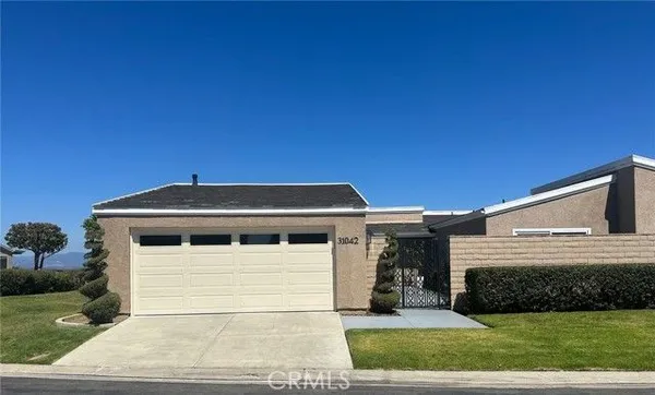 Property Slideshow image 2 of 42 | 31042 carrara rd, Laguna Niguel, CA, 92677