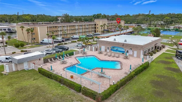 Property Slideshow image 2 of 39 | 1 boca ciega point blvd apt 215, St Petersburg, FL, 33708