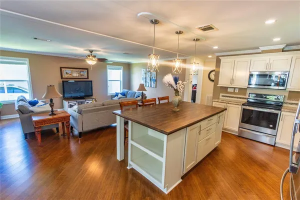 Property Slideshow image 2 of 23 | 3522 70th ave, Ellenton, FL, 34222