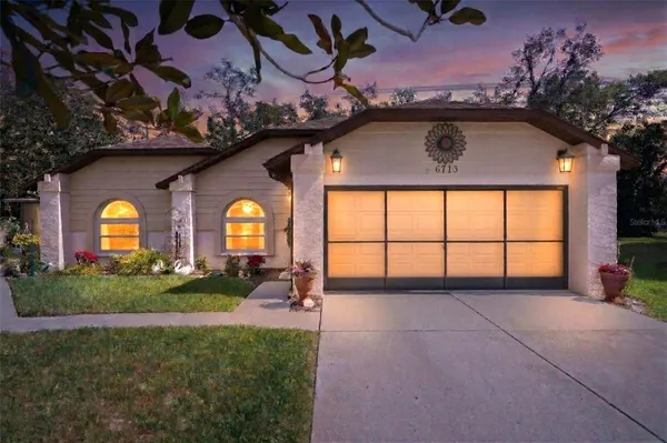 Property Slideshow image 2 of 65 | 6713 oak cluster cir, Spring Hill, FL, 34606