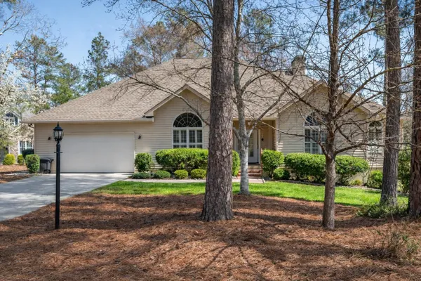Property Slideshow image 2 of 57 | 182 savannah dr, Mccormick, SC, 29835