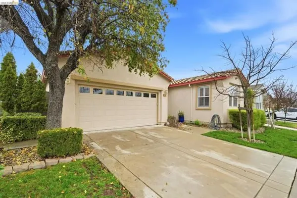 Property Slideshow image 3 of 45 | 518 american falls dr, Rio Vista, CA, 94571