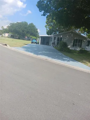 Property Slideshow image 2 of 17 | 1403 lindsey ln, Lady Lake, FL, 32159