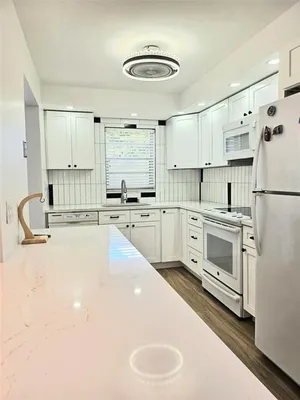 Property Slideshow image 3 of 12 | 5860 nw 44th st 412, Lauderhill, FL, 33319