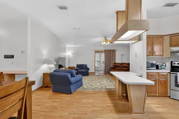 Property Slideshow image 2 of 17 | 1222 palmetto dr, The Villages, FL, 32159