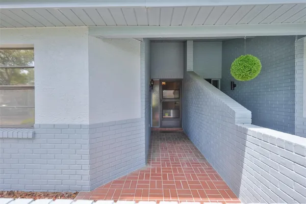 Property Slideshow image 3 of 50 | 1618 leland dr, Sun City Center, FL, 33573