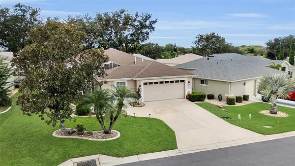 Property Slideshow image 2 of 35 | 5138 indian ocean loop, Tavares, FL, 32778