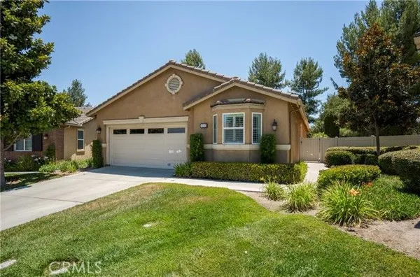 Property Slideshow image 2 of 56 | 1555 big bnd, Beaumont, CA, 92223