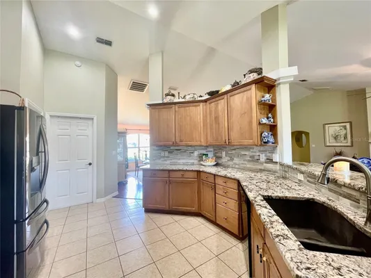 Property Slideshow image 2 of 43 | 5525 sw 89th pl, Ocala, FL, 34476