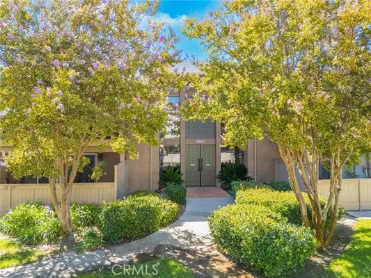 Property Slideshow image 2 of 23 | 28661 via las flores, Murrieta, CA, 92563