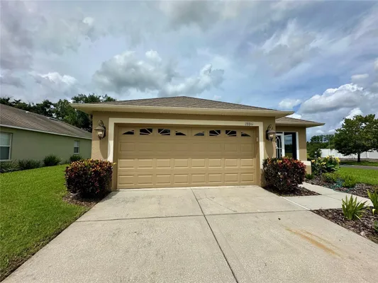Property Slideshow image 3 of 73 | 18861 water lily ln, Hudson, FL, 34667