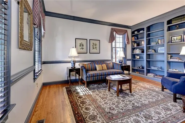 Property Slideshow image 2 of 48 | 102 harlech, Williamsburg, VA, 23188