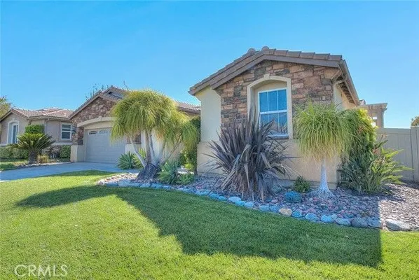 Property Slideshow image 2 of 75 | 381 mesa verde park, Beaumont, CA, 92223