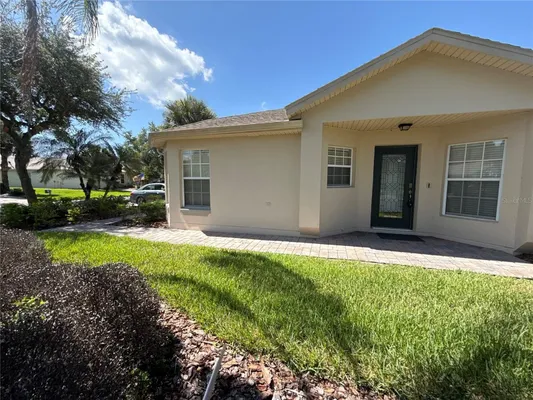 Property Slideshow image 2 of 25 | 674 vineyard way 6747, Poinciana, FL, 34759