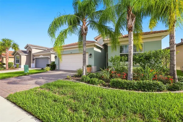 Property Slideshow image 2 of 48 | 5124 highland pointe ct, Wimauma, FL, 33598