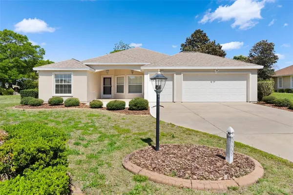 Property Slideshow image 3 of 41 | 5009 harbor heights, Lady Lake, FL, 32159