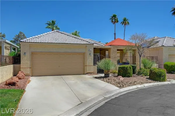 Property Slideshow image 2 of 54 | 332 wild plum ln, Las Vegas, NV, 89107