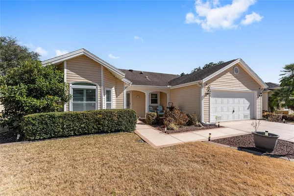 Property Slideshow image 3 of 61 | 1044 soledad way, Lady Lake, FL, 32159