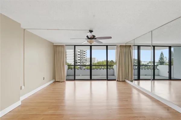 Property Slideshow image 3 of 22 | 30 turner st apt 408, Clearwater, FL, 33756