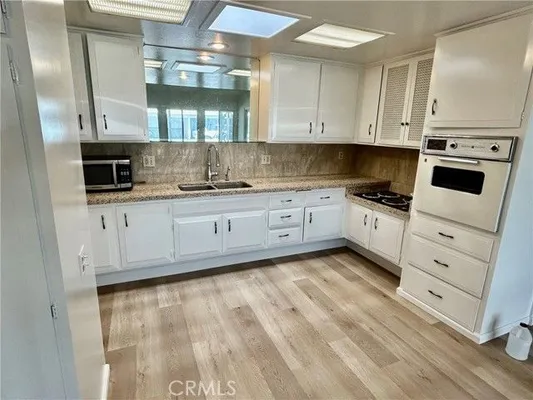 Property Slideshow image 3 of 10 | 1660 monterey rd, Seal Beach, CA, 90740