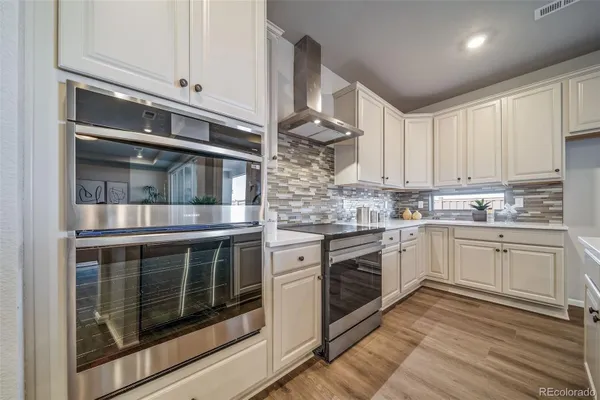 Property Slideshow image 3 of 29 | 5163 n quatar st, Aurora, CO, 80019