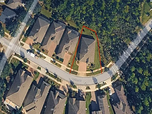 Property Slideshow image 3 of 48 | 215 avenham dr, Deland, FL, 32724