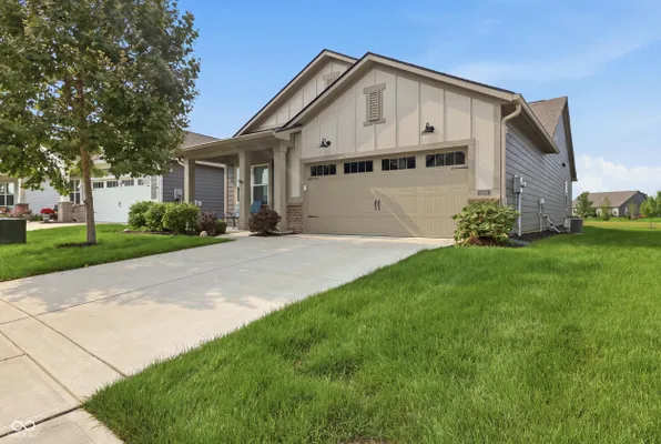 Property Slideshow image 3 of 56 | 19604 sumrall pl, Westfield, IN, 46074
