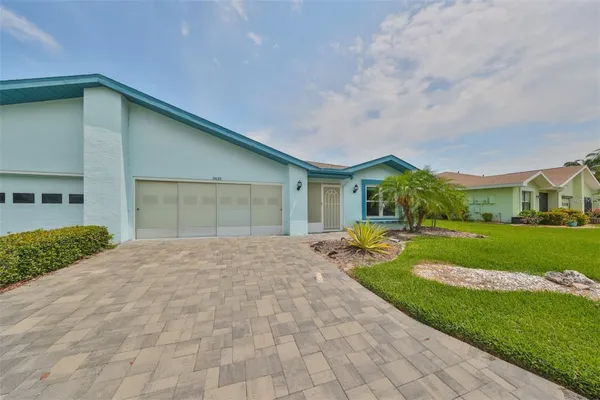 Property Slideshow image 2 of 85 | 2620 locksley st # 261, Sun City Center, FL, 33573