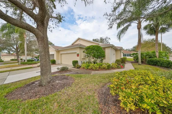 Property Slideshow image 2 of 41 | 2620 newcomb ct, Sun City Center, FL, 33573