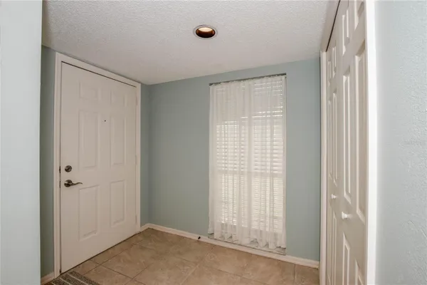 Property Slideshow image 3 of 61 | 418 wexford cir 125, Venice, FL, 34293
