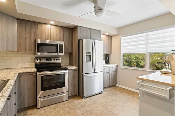 Property Slideshow image 3 of 40 | 2301 lucaya ln # 04, Coconut Creek, FL, 33066