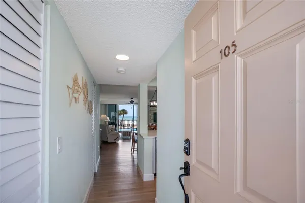 Property Slideshow image 3 of 33 | 18304 gulf blvd 105, Redington Shores, FL, 33708