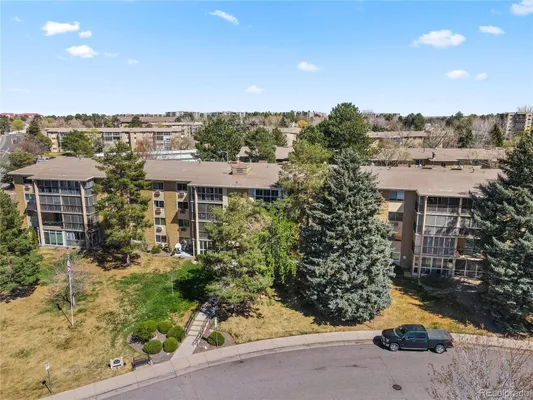 Property Slideshow image 3 of 18 | 3022 s wheeling way 311, Aurora, CO, 80014