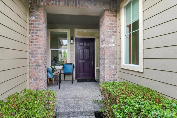 Property Slideshow image 2 of 38 | 23042 ne 128th pl, Redmond, WA, 98053