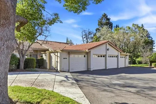 Property Slideshow image 2 of 52 | 8076 winery ct, San Jose, CA, 95135