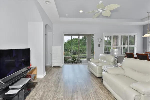 Property Slideshow image 3 of 47 | 1050 regal manor way, Sun City Center, FL, 33573