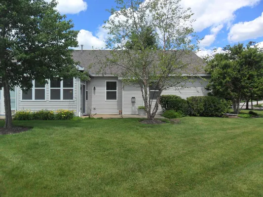 Property Slideshow image 2 of 21 | 678 cadillac cir, Romeoville, IL, 60446