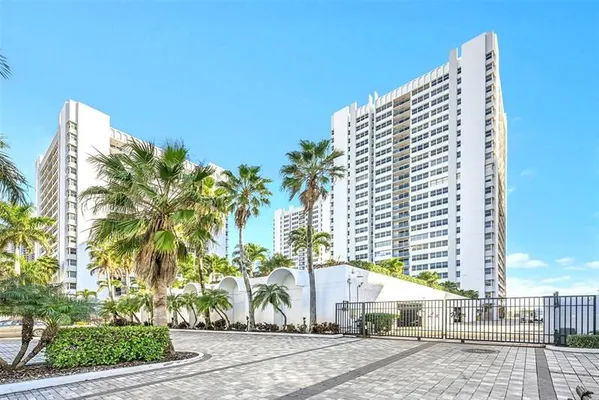 Property Slideshow image 2 of 58 | 1880 s ocean dr ts601, Hallandale Beach, FL, 33009