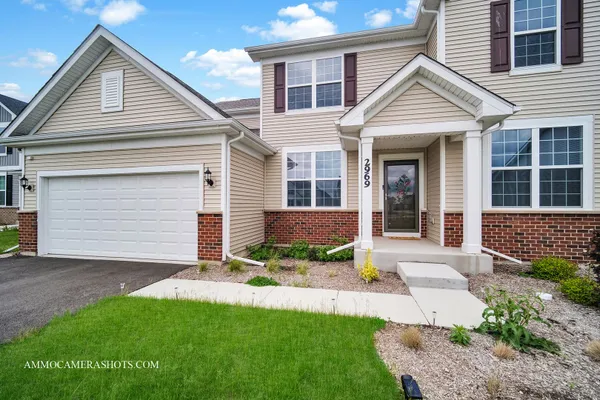 Property Slideshow image 3 of 49 | 2969 francis ct, Aurora, IL, 60503