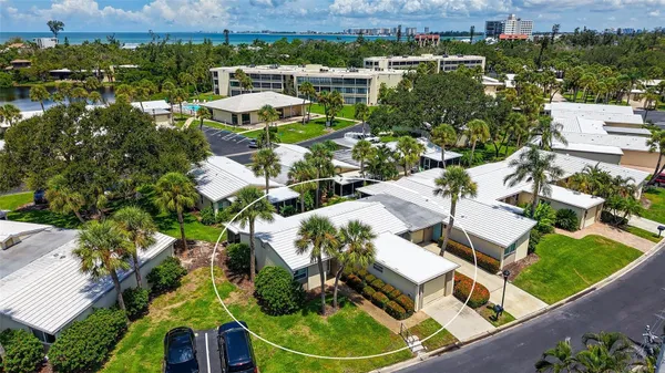 Property Slideshow image 2 of 65 | 119 whispering sands cir # v36, Sarasota, FL, 34242