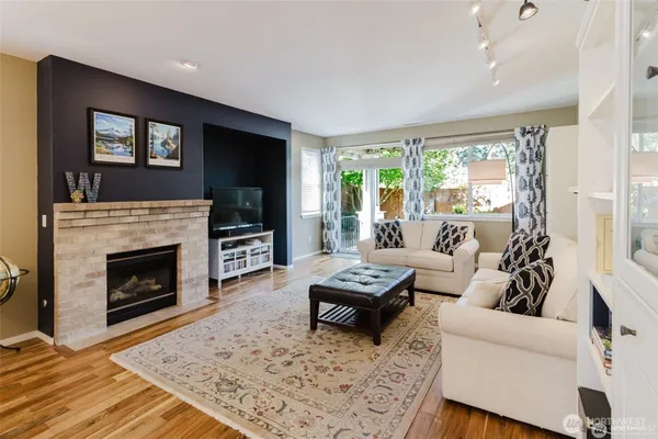 Property Slideshow image 3 of 34 | 4921 spokane ct, Lacey, WA, 98516