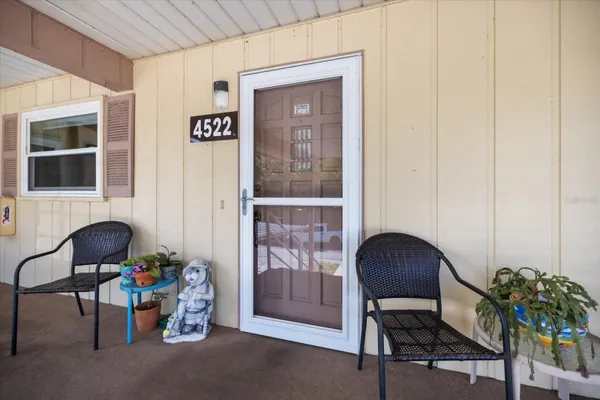 Property Slideshow image 2 of 37 | 4522 narraganset trl 84, Sarasota, FL, 34233