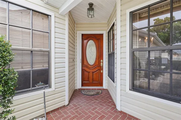 Property Slideshow image 2 of 47 | 116 baytree blvd, Tavares, FL, 32778