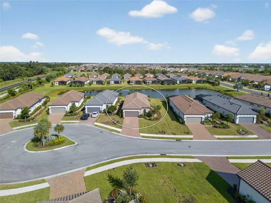 Property Slideshow image 2 of 82 | 3017 duomo ct, Bradenton, FL, 34211