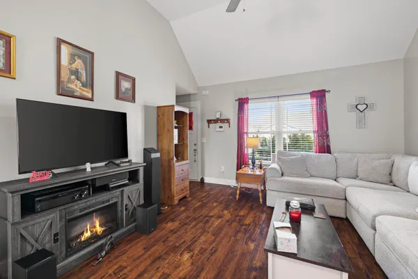 Property Slideshow image 3 of 65 | 320 providence dr, Lebanon, TN, 37087