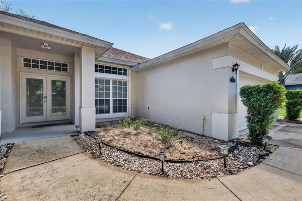 Property Slideshow image 3 of 42 | 39914 sunbeam way, Lady Lake, FL, 32159
