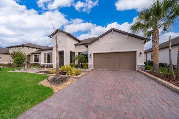 Property Slideshow image 3 of 32 | 967 ladera ranch rd, Kissimmee, FL, 34759