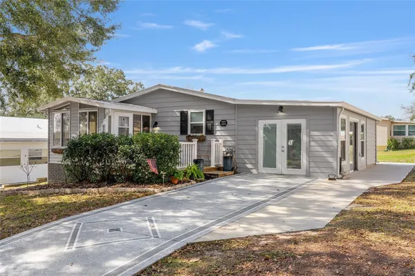 Property Slideshow image 2 of 42 | 1404 torrey pines dr, The Villages, FL, 32159